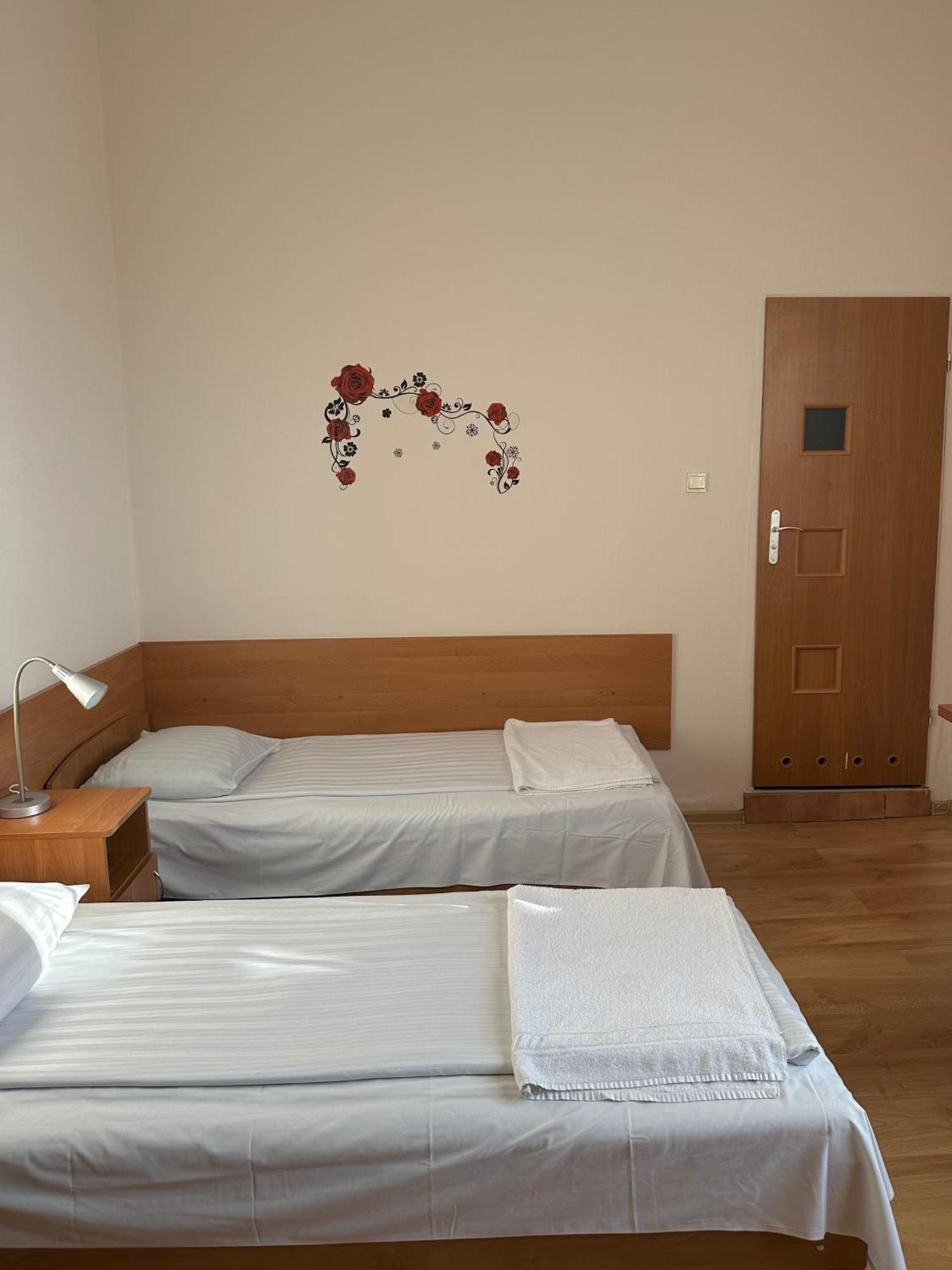 Hotel Haga Czestochowa Exterior photo